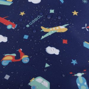 Купете детска термо чанта за храна GABOL Speedy за момче на Fashionkids.bg. Забавен тъмносин дизайн с котка на тротинетка, термоизолираща вътрешност и преден джоб.
